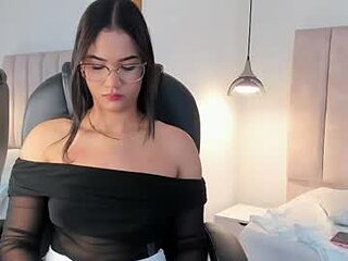 valkyria_storm live webcam thumbnail