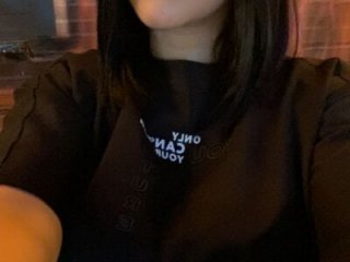 vaniaa95 live webcam thumbnail