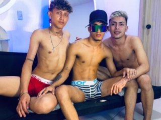 VERY_HOT_GUYS live webcam thumbnail
