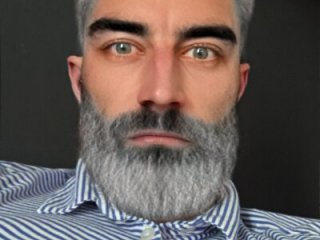 Vekie_007 live webcam thumbnail