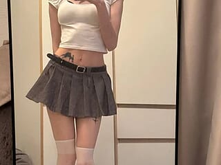 VeliaOmelia live webcam thumbnail