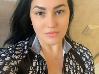 VelvetLuck live webcam thumbnail