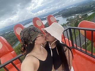 Venusduoxx live webcam thumbnail