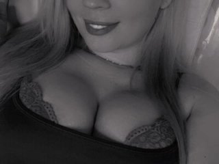 VeronicVortexxx live webcam thumbnail