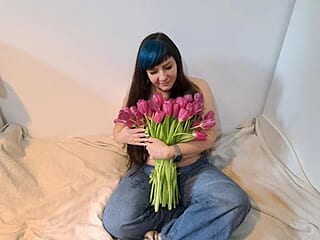 velvet_gloria live webcam thumbnail