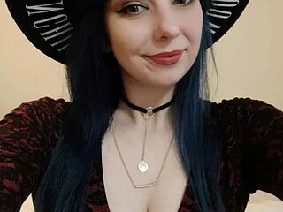 velvetanne live webcam thumbnail