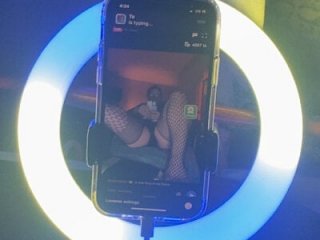 velvetta_ live webcam thumbnail