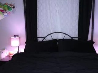 vera_velvet live webcam thumbnail