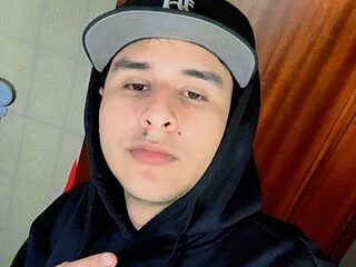 Vicentgangsh live webcam thumbnail