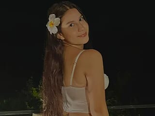 VictoriaSwann_ live webcam thumbnail
