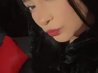 Victoria_Blaker live webcam thumbnail