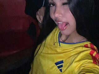 Victoria_love_hard live webcam thumbnail