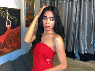 VictoriasBigSecret live webcam thumbnail