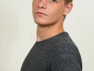 VienNudeSnap live webcam thumbnail