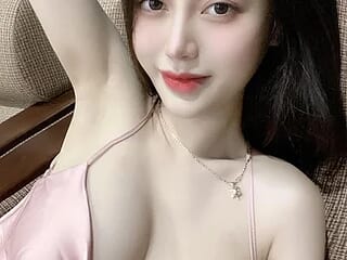 Vinice_bee live webcam thumbnail