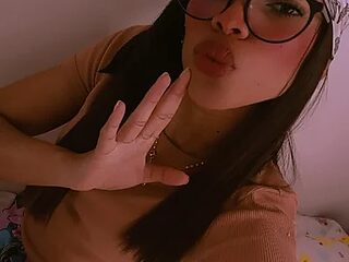 Violett_Carter live webcam thumbnail