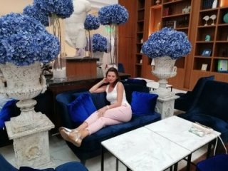 VivianWILD live webcam thumbnail