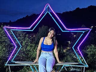 victoria_donatti live webcam thumbnail