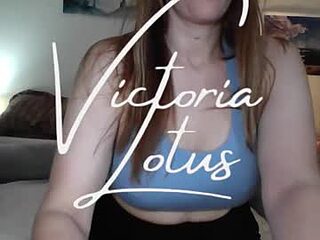 victoria_lotus live webcam thumbnail