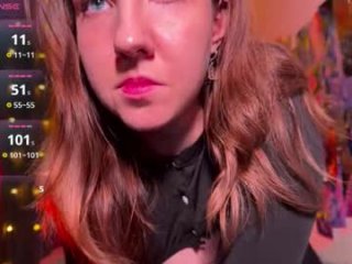 violettmo0n live webcam thumbnail