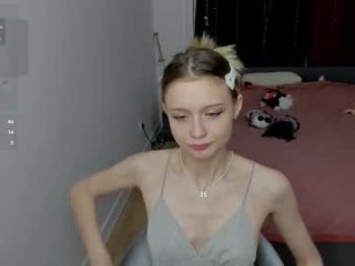viraluvv live webcam thumbnail
