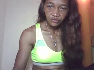 vixen_lina live webcam thumbnail