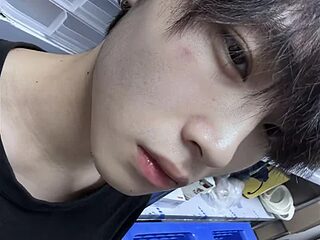 w-lucky02 live webcam thumbnail