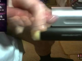 weaponx1269 live webcam thumbnail
