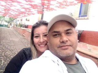 wessAndSandri live webcam thumbnail