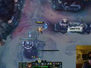 whatsthislol live webcam thumbnail