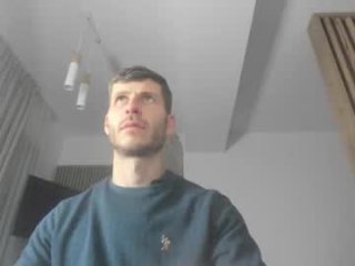 whisperoflust live webcam thumbnail