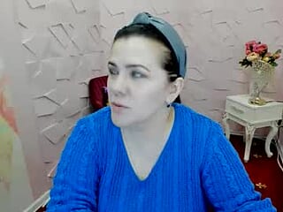 white__queen_ live webcam thumbnail