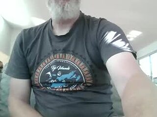 whitepantyman1973 live webcam thumbnail