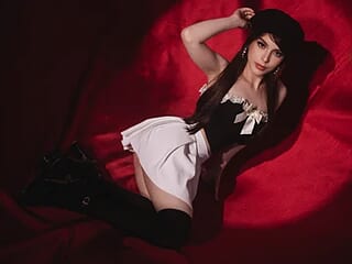 WitchyLuna live webcam thumbnail
