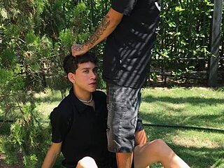 wild_boys_zs live webcam thumbnail
