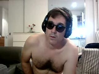 willyam75378 live webcam thumbnail