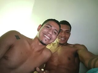 WolVID_XX77 live webcam thumbnail