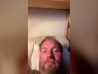 wolf198732 live webcam thumbnail
