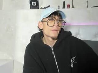 wolf_austin live webcam thumbnail