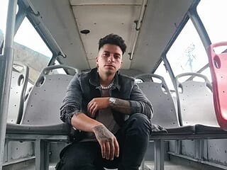 wolfgolden1 live webcam thumbnail