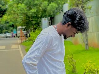 world6kingsss live webcam thumbnail