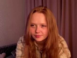 wynellcheatwood live webcam thumbnail