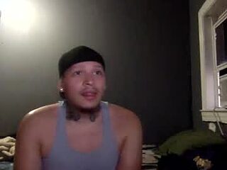 xander05_ live webcam thumbnail