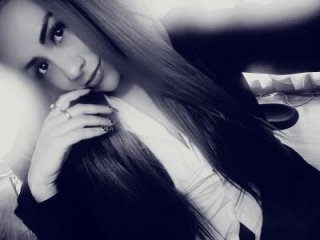 XGabrielaXX live webcam thumbnail