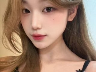 xiaoxi---n live webcam thumbnail