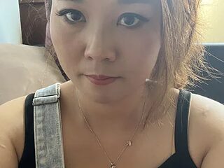 xiaoxiao_02 live webcam thumbnail