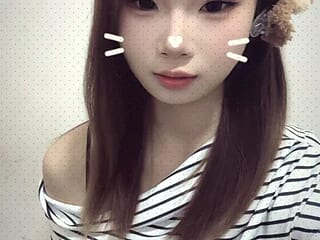 xiuxiu-888 live webcam thumbnail