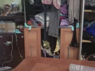 xlunasexyx live webcam thumbnail