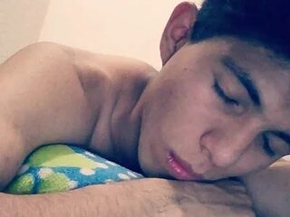xNIGHTHOTx live webcam thumbnail