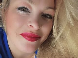 XoxoJeNeSy live webcam thumbnail